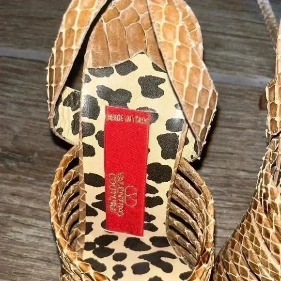 Valentino Couture ankle wrap heel - Picture 3 of 4